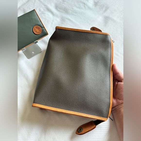 🙏Hunting World Pouch with brown wallet - Picture 9 of 17